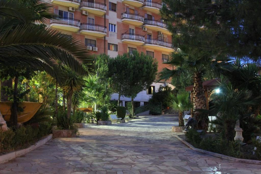 Depandance Hori Balconata 2 Punto 0 Hotel Lucera Exterior foto